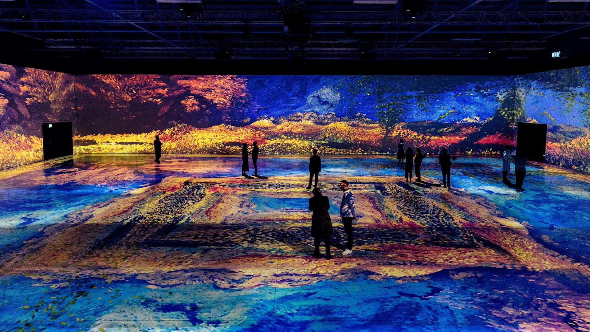 Shopping da Ilha turned a Van Gogh exhibition launch into an immersive media channel